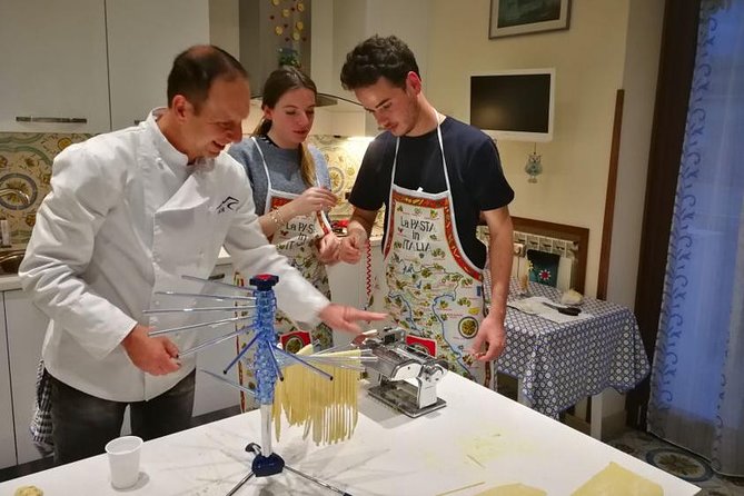 The Ultimate Neapolitan Cooking Class with Local - Dinner with wine and city views: the payoff meal