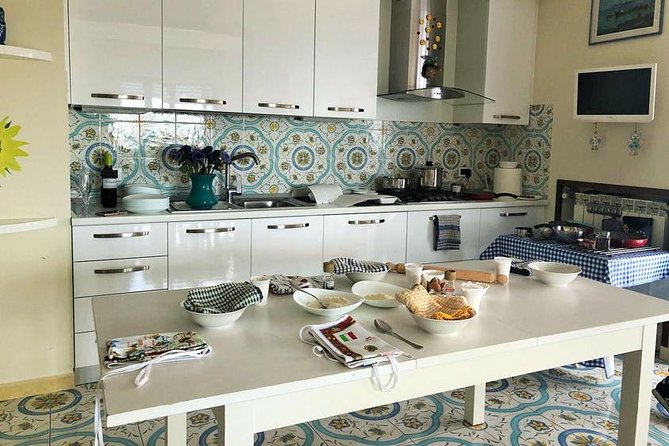 The Ultimate Neapolitan Cooking Class with Local - Who this Naples cooking class suits best