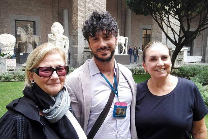 THE WONDERS OF ANTIQUES: The Archaeological Museum of Naples - Meeting point and timing: how to avoid the common Naples scramble