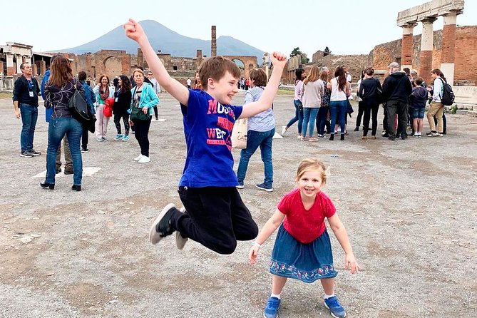 Tour of Pompeii for families with Transfer from Naples & Sorrento - Key things that make this tour work for families