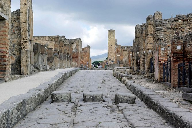 Tour of Positano+Sorrento+Pompeii (BEST SELLER Full Day) - Positano Free Time: Small Streets, Big Style