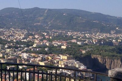 Transfer from Naples to Maiori or Maiori to Naples - The Drive to Maiori: Traffic-Proofing With an English Driver