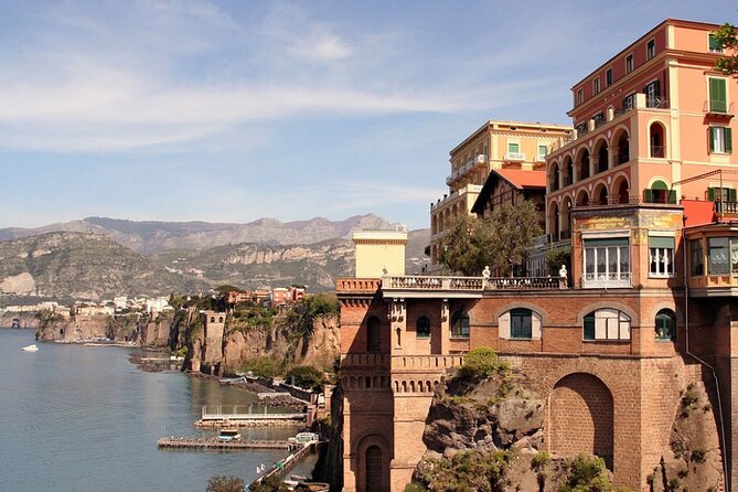 Transfer from Naples to Sorrento with stop at Pompeii - Getting Into Pompeii: Tickets, Guides, and Walking Pace