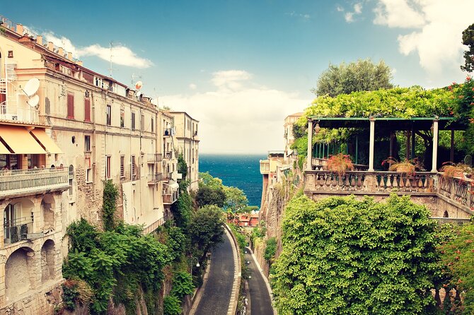 Transfers from Naples to Sorrento Positano Amalfi Ravello Maiori - Naples to Sorrento, Positano, Amalfi, Ravello, and Maiori: how the transfer actually feels