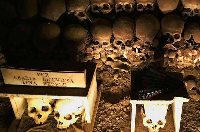 Underground Naples Tour: One City on Top of the Other - Stop 1: Complesso Monumentale di Santa Chiara (Roman baths to 14th-century Naples)