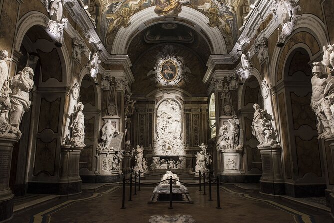 Veiled Christ Small Group Tour with Entrance Ticket in Naples - The Veiled Christ: Why the Guide’s Explanations Change Everything