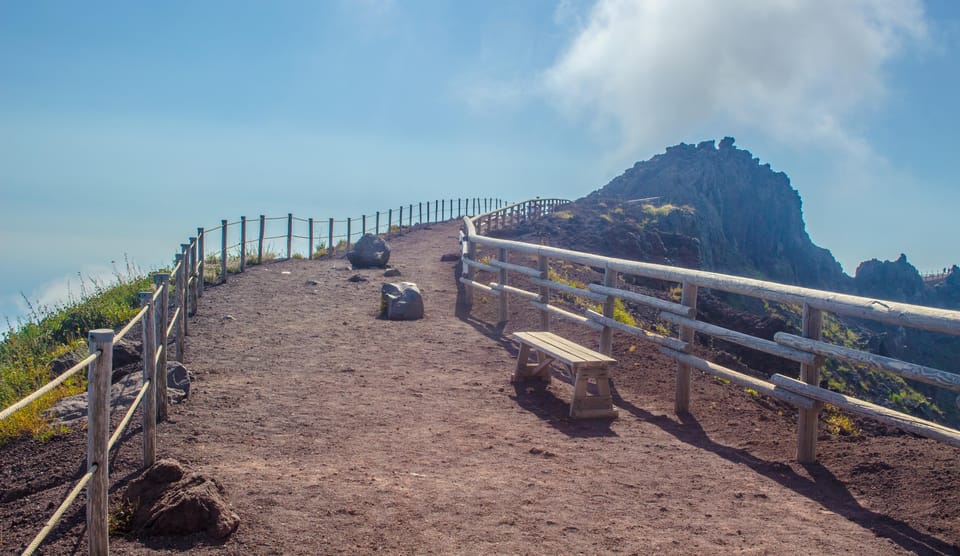 Vesuvius and Herculaneum - The transfer to Ercolano Scavi: what makes it feel easier