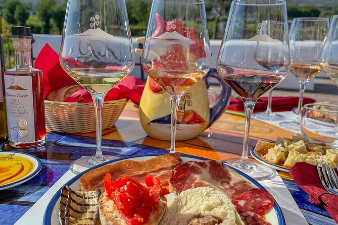 Vesuvius Wine Tasting Experience with Lunch Included - Olive Oil and DOP Vinegar Dressing: The Tasting That Often Gets Overlooked