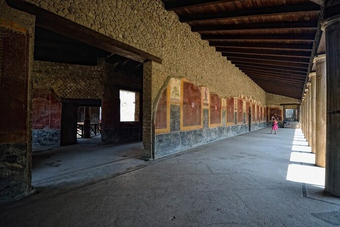 Villa Oplontis & Stabiae: discover the Hidden Treasures with your Archaeologist - Entering Oplontis: Villa di Poppea and its fresco focus