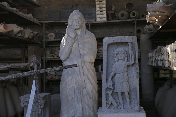 VIP Pompeii Tour including Newly Opened Houses With Archaeologist - The newly opened domus: Domus of Venus and restored paintings