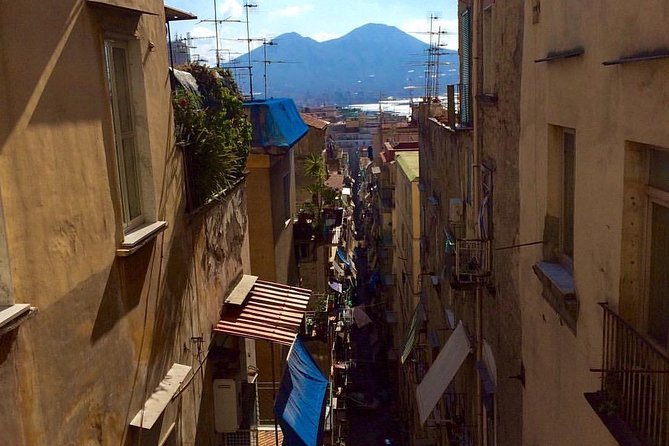 Visit of the Historic Center of Naples with an Expert Guide - Raffaele and the Art of Seeing Naples With Context