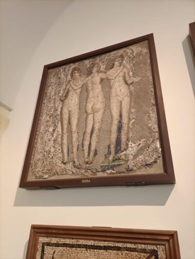Visit the Museum MANN with a professional guide - Meeting your guide at the National Archaeological Museum of Naples