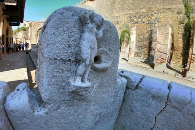 Visit to the archaeological park of Herculaneum - How to do it smart: tickets, queues, and walking comfort