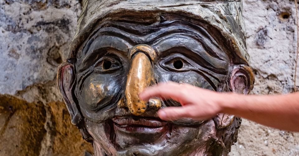 Walking-tour of Naples hystorical Centre - Piazza Dante start: Vanvitelli’s Convitto Nazionale and your bearings